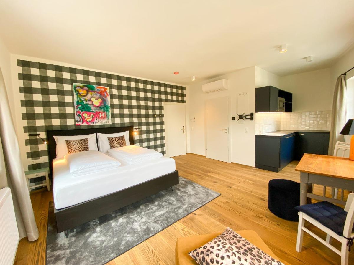 Blackhome Vintage Innsbruck City Centre I Contactless Check-In Buitenkant foto